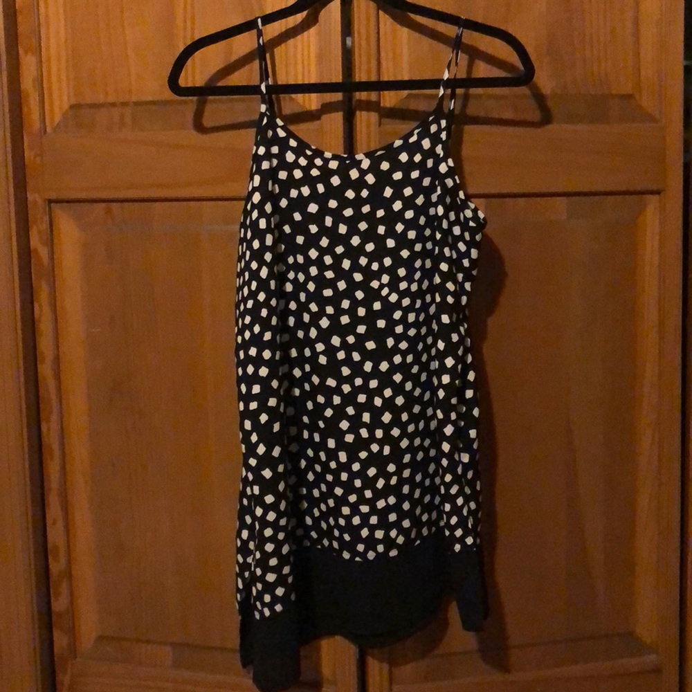 Women’s The Limited printed top size medium